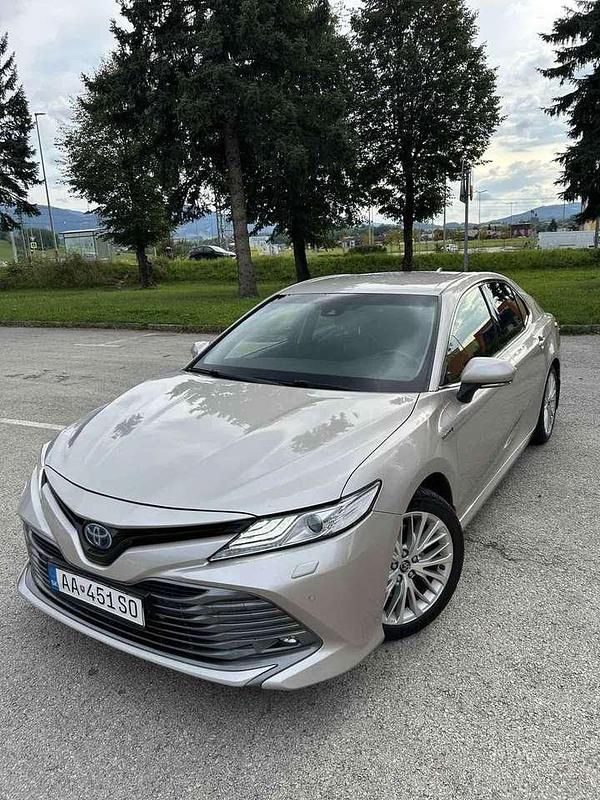 Gebraucht Toyota Camry 178 PS (130 kW) 2019 Limousine