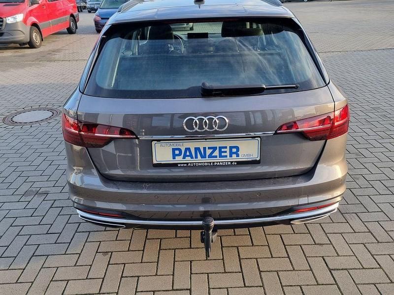 Gebraucht Audi A4 136 PS (100 kW) 2020 Grau Limousine