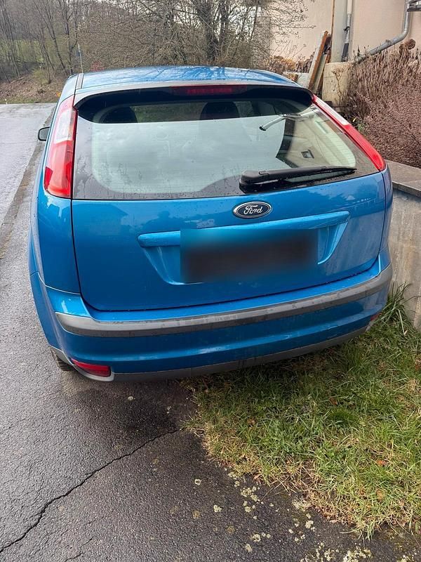 Gebraucht Ford Focus 80 PS (58 kW) 2006 Blau Limousine