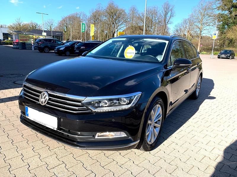Gebraucht VW Passat Highline 150 PS (110 kW) 2015 Schwarz Kombi