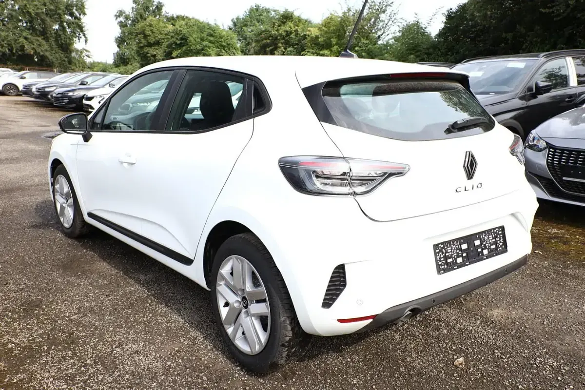 Gebraucht Renault Clio Evolution 91 PS (66 kW) 2024 Arktisweiß Kleinwagen