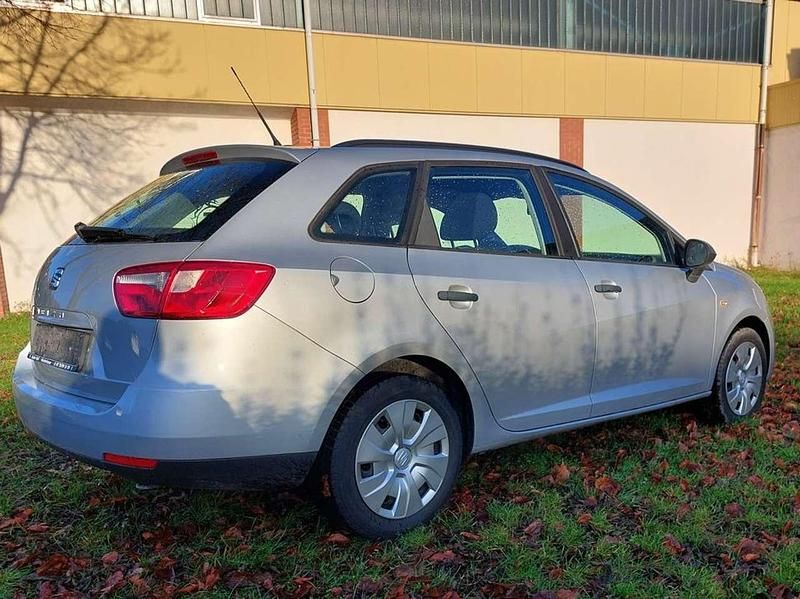 Gebraucht Seat Ibiza ST Reference 75 PS (55 kW) 2015 "estrella" silber Kombi