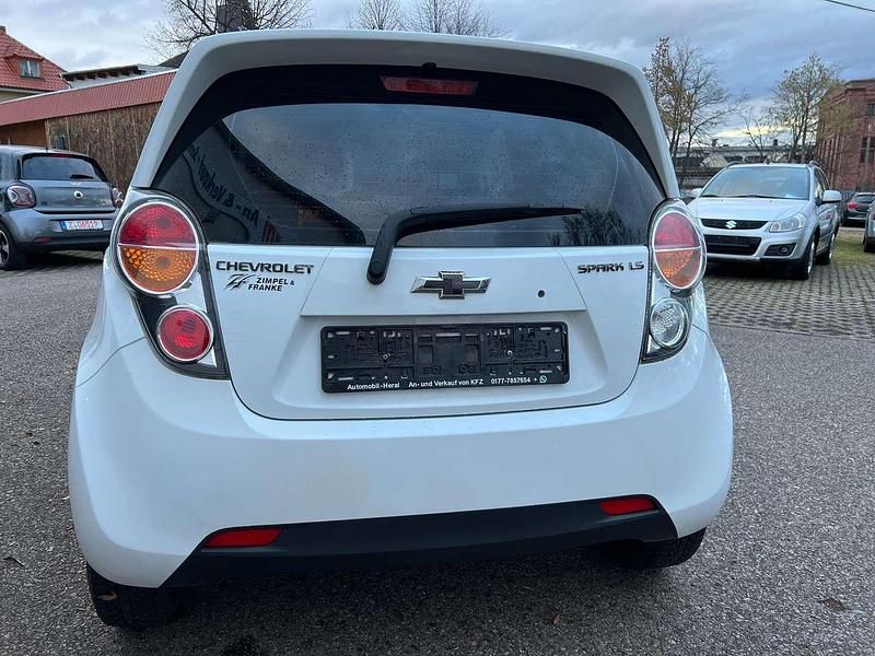 Occasion Chevrolet Spark LS 68 ch (50 kW) 2011 Blanc Citadine