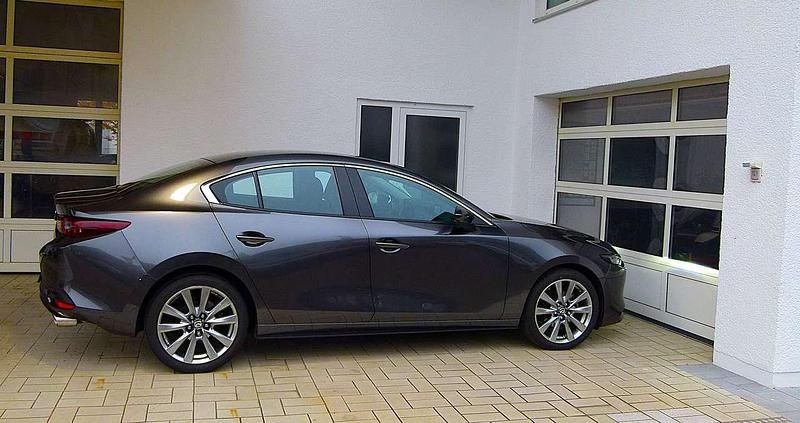 Gebraucht Mazda 3 179 PS (131 kW) 2020 Machine grey Limousine