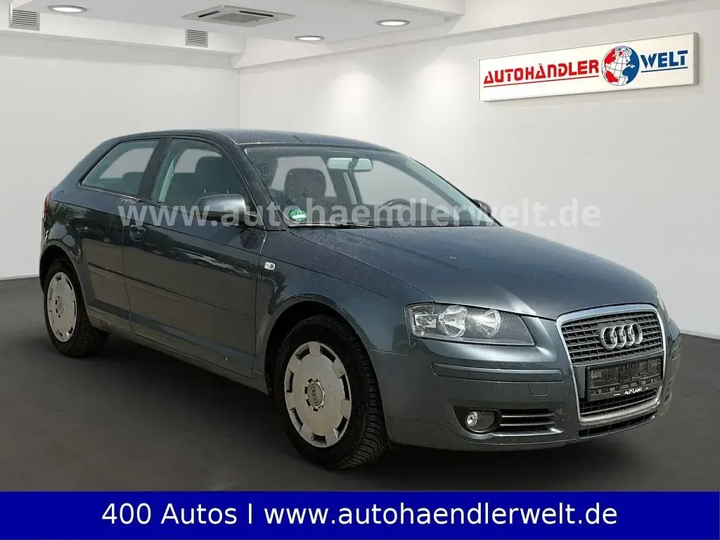 Gebraucht Audi A3 Ambiente 102 PS (75 kW) 2008 Grau metallic Kleinwagen