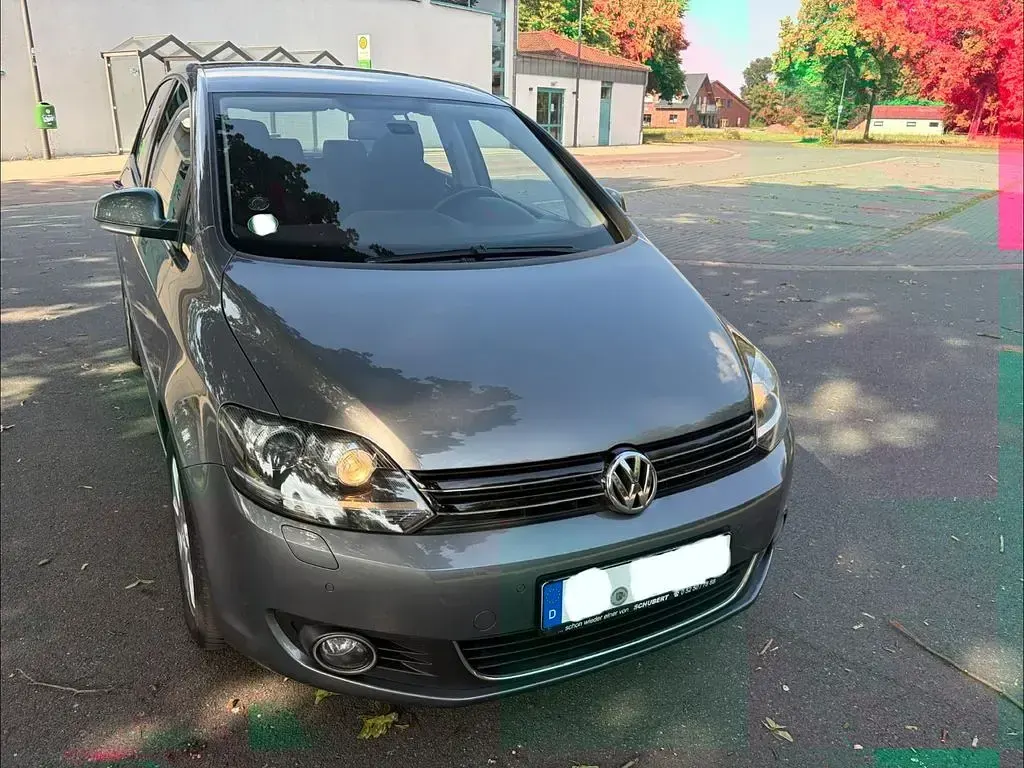 Gebraucht VW Golf Plus Highline 122 PS (89 kW) 2013 Grau Van / Kleinbus
