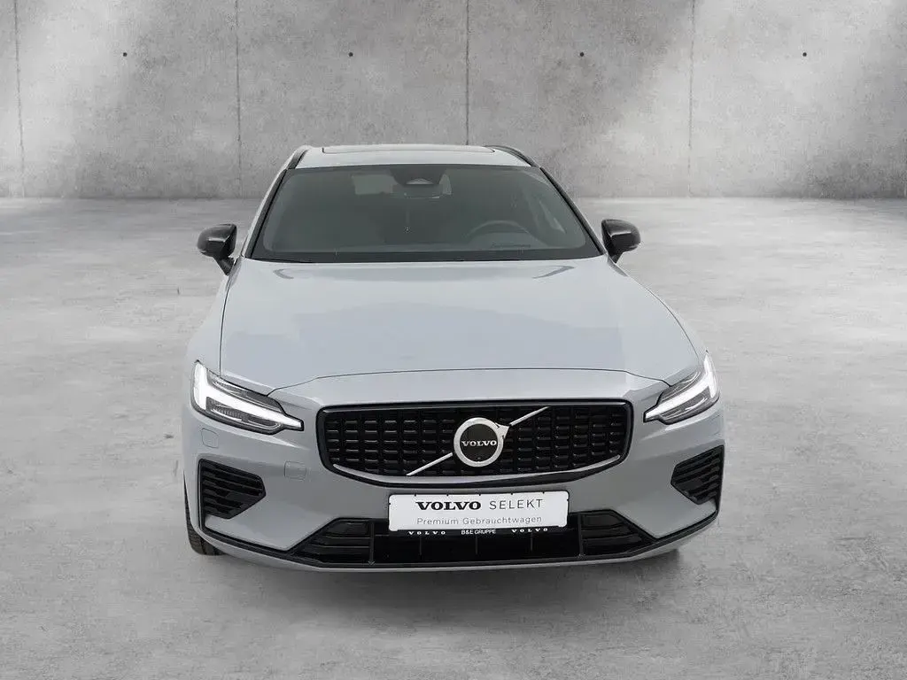 Gebraucht Volvo V60 Ultra 455 PS (334 kW) 2025 Grau Kombi