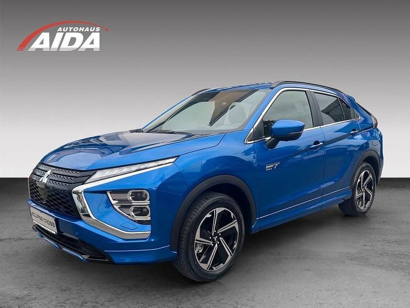 Blau Neu 2025 Mitsubishi Eclipse Cross Plus SUV | 33.900 € - Bild 1/4