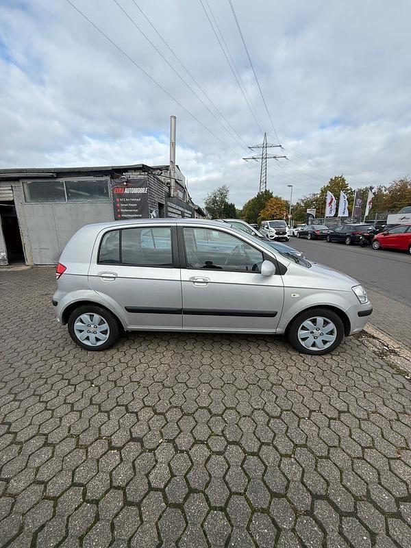 Gebraucht Hyundai Getz 85 PS (62 kW) 2005 Silber Kleinwagen