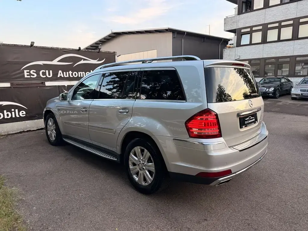 Gebraucht Mercedes GL350 265 PS (194 kW) 2012 Silber SUV
