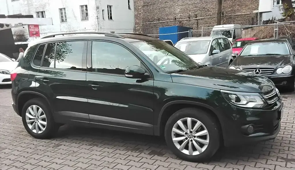 Gebraucht VW Tiguan Trendline 160 PS (117 kW) 2014 Grün SUV