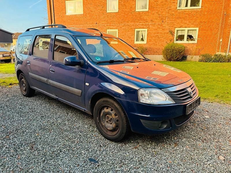 Blau Gebraucht 2009 Dacia Logan Kombi | 1.250 € (Guter Preis) - Bild 1/4