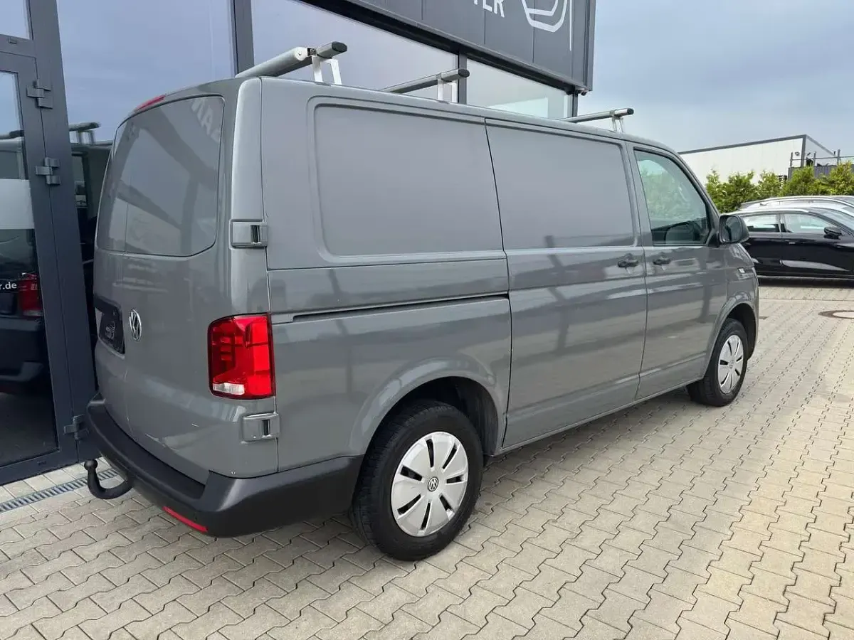 Gebraucht VW T6.1 110 PS (80 kW) 2023 Weiß Van