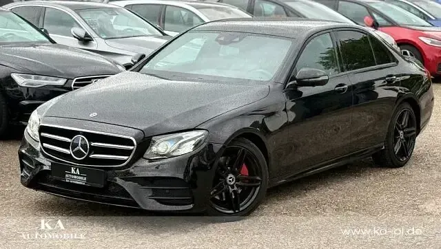 Gebraucht Mercedes E300 AMG line 245 PS (180 kW) 2019 Schwarz Limousine