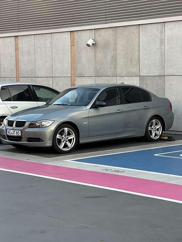 Gebraucht BMW 320 170 PS (125 kW) 2007 Limousine