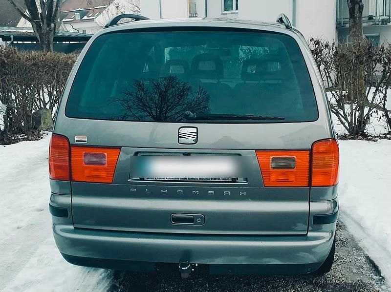 Gebraucht Seat Alhambra 140 PS (102 kW) 2006 Braun Van / Kleinbus