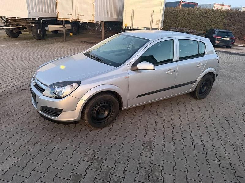 Gebraucht Opel Astra Edition 105 PS (77 kW) 2005 Grau Limousine