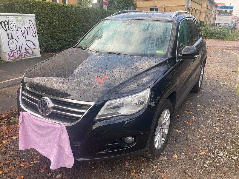Schwarz Gebraucht 2009 VW Tiguan Sportline SUV | 4.249 € (Superpreis) - Bild 1/4