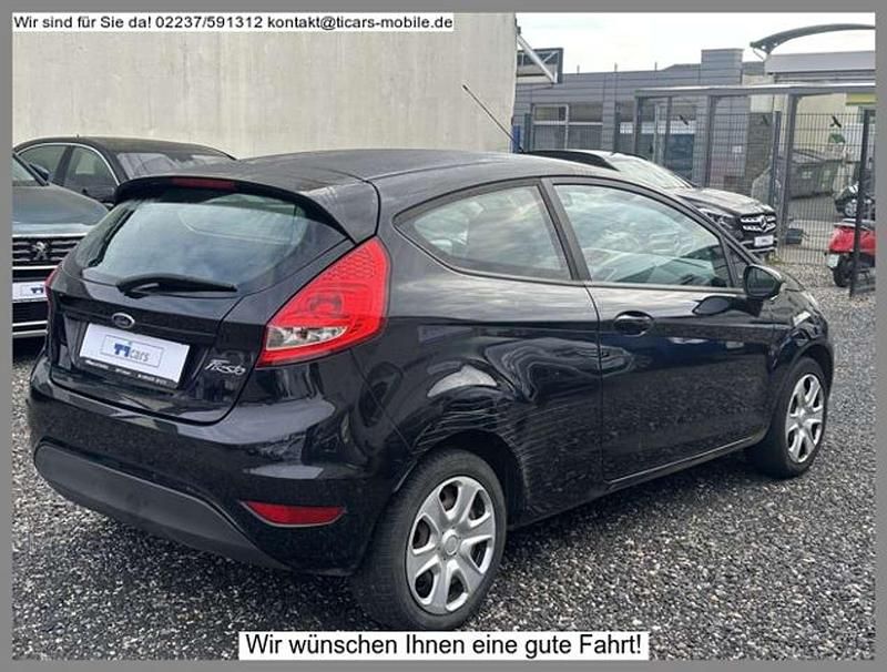 Gebraucht Ford Fiesta Trend 60 PS (44 kW) 2011 Schwarz Kleinwagen