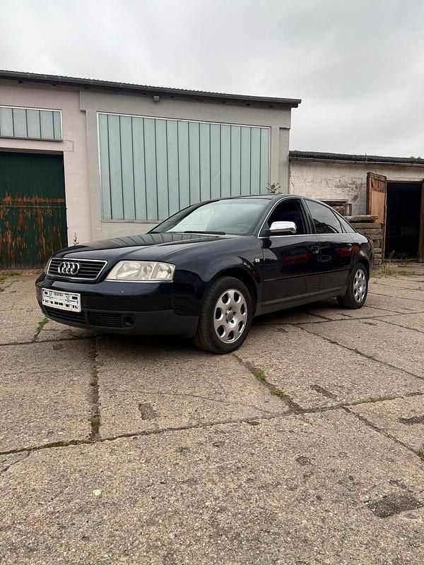 Blau Gebraucht 1999 Audi A6 Limousine | 1.000 € (Guter Preis) - Bild 1/4