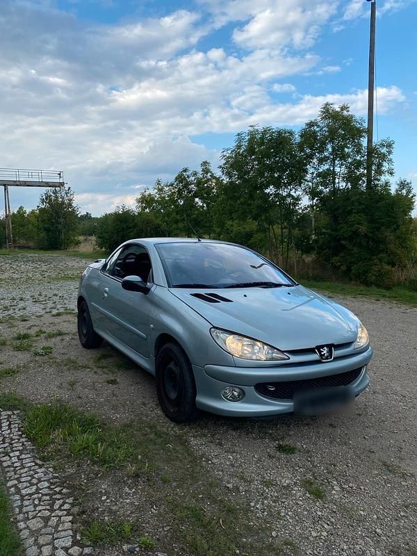 Blau Gebraucht 2003 Peugeot 206 CC Cabrio | 500 € (Superpreis) - Bild 1/4
