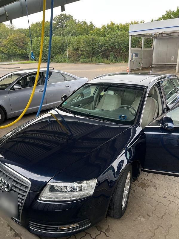 Gebraucht Audi A6 Ambiente 190 PS (139 kW) 2009 Blau Kombi