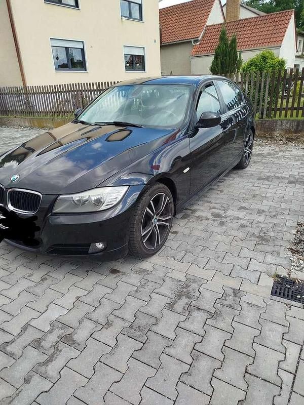 Gebraucht BMW 316 116 PS (85 kW) 2010 Limousine