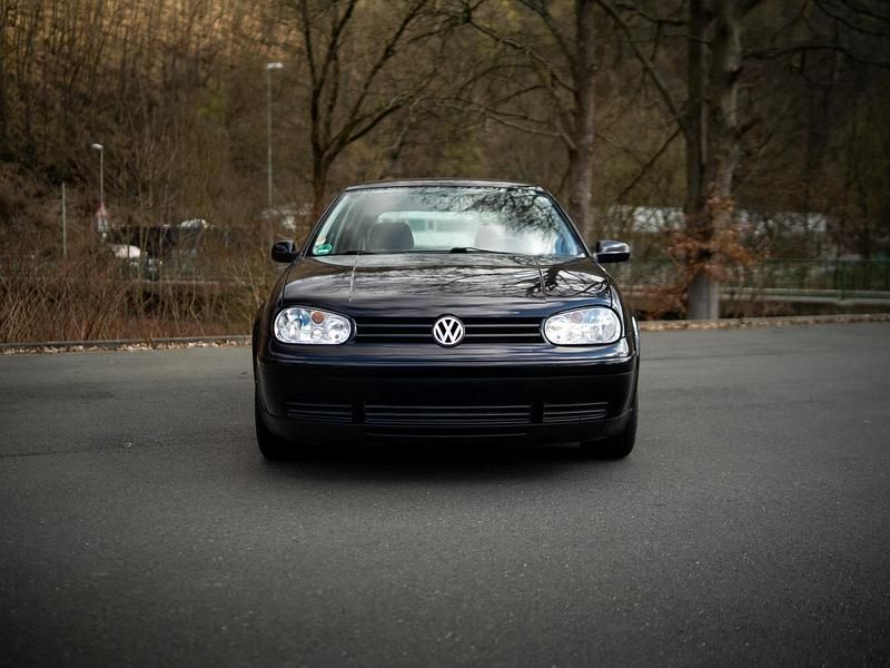 Gebraucht VW Golf III Highline 101 PS (74 kW) 1999 Schwarz Limousine