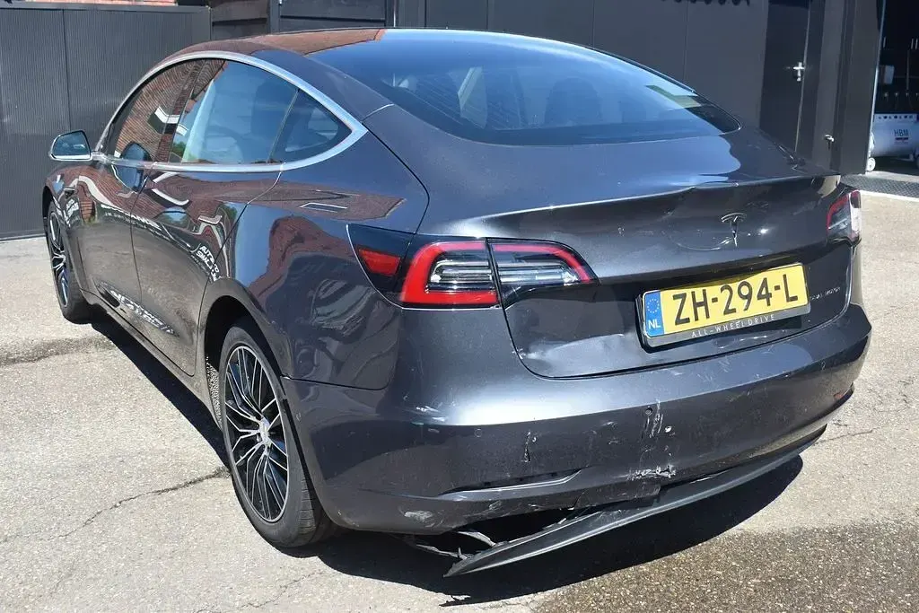 Gebraucht Tesla Model 3 Long Range AWD 258 kW (351 PS) 2019 Grau Limousine