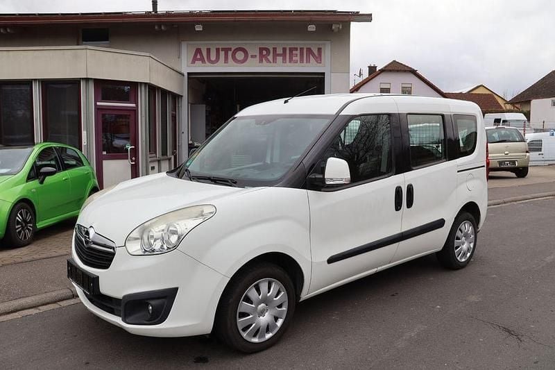 Gebraucht Opel Combo 120 PS (88 kW) 2014 Weiß Van / Kleinbus