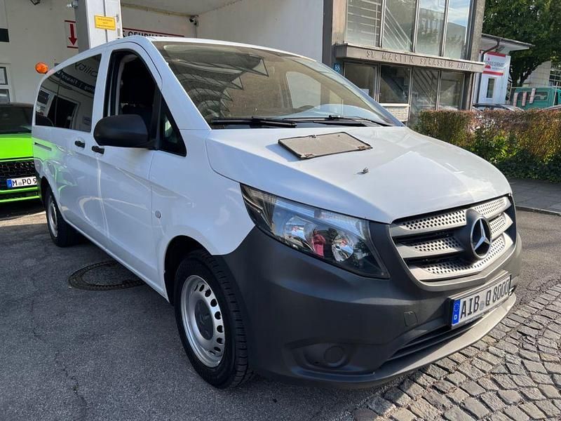 Gebraucht Mercedes Vito 88 PS (64 kW) 2017 Weiß Van