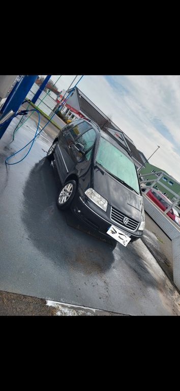 Schwarz Gebraucht 2009 VW Sharan Comfortline Van / Kleinbus | 4.499 € (Guter Preis) - Bild 1/4