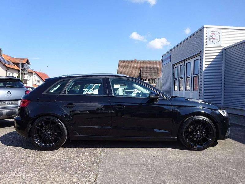 Gebraucht Audi A3 Sport 122 PS (89 kW) 2013 Blackpearleffekt Kombi