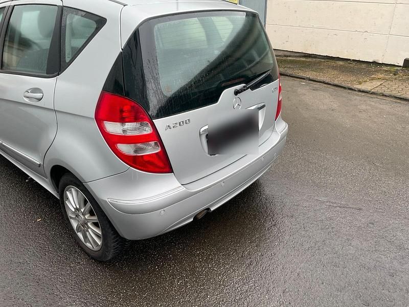 Gebraucht Mercedes A200 Elegance 140 PS (102 kW) 2006 Silber Kleinwagen