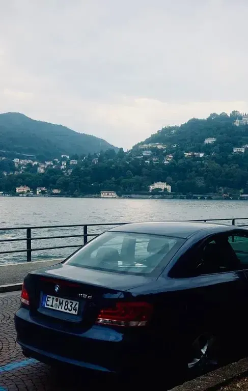 Gebraucht BMW 118 143 PS (105 kW) 2012 Blau Kleinwagen