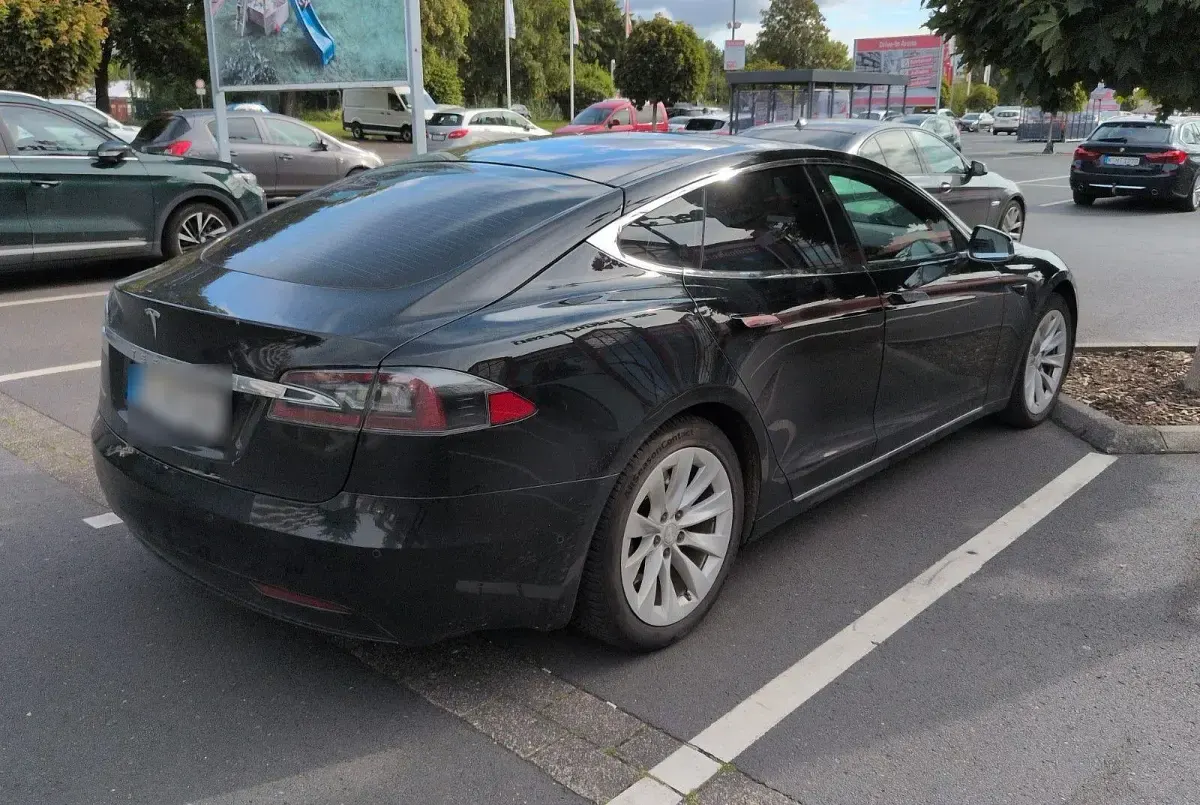 Gebraucht Tesla Model S 244 kW (332 PS) 2017 Schwarz Kleinwagen