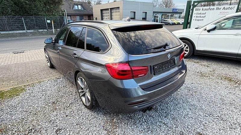 Gebraucht BMW 320 Sport Line 190 PS (139 kW) 2017 Grau Kombi
