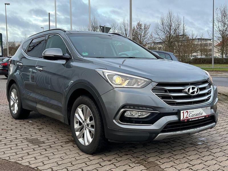 Gebraucht Hyundai Santa Fe Style 200 PS (147 kW) 2018 Silber SUV