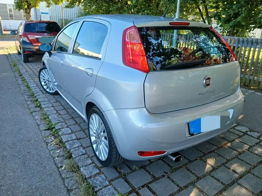 Gebraucht Fiat Punto 69 PS (50 kW) 2016 Silber Kleinwagen
