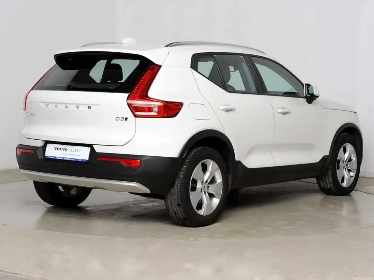 Gebraucht Volvo XC40 Business Edition 150 PS (110 kW) 2018 Ice white, solid SUV