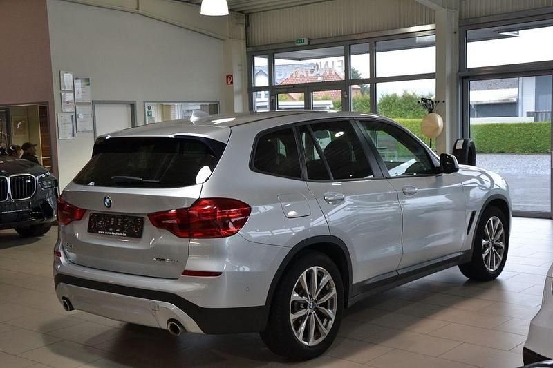 Gebraucht BMW X3 Advantage 184 PS (135 kW) 2021 Silber SUV