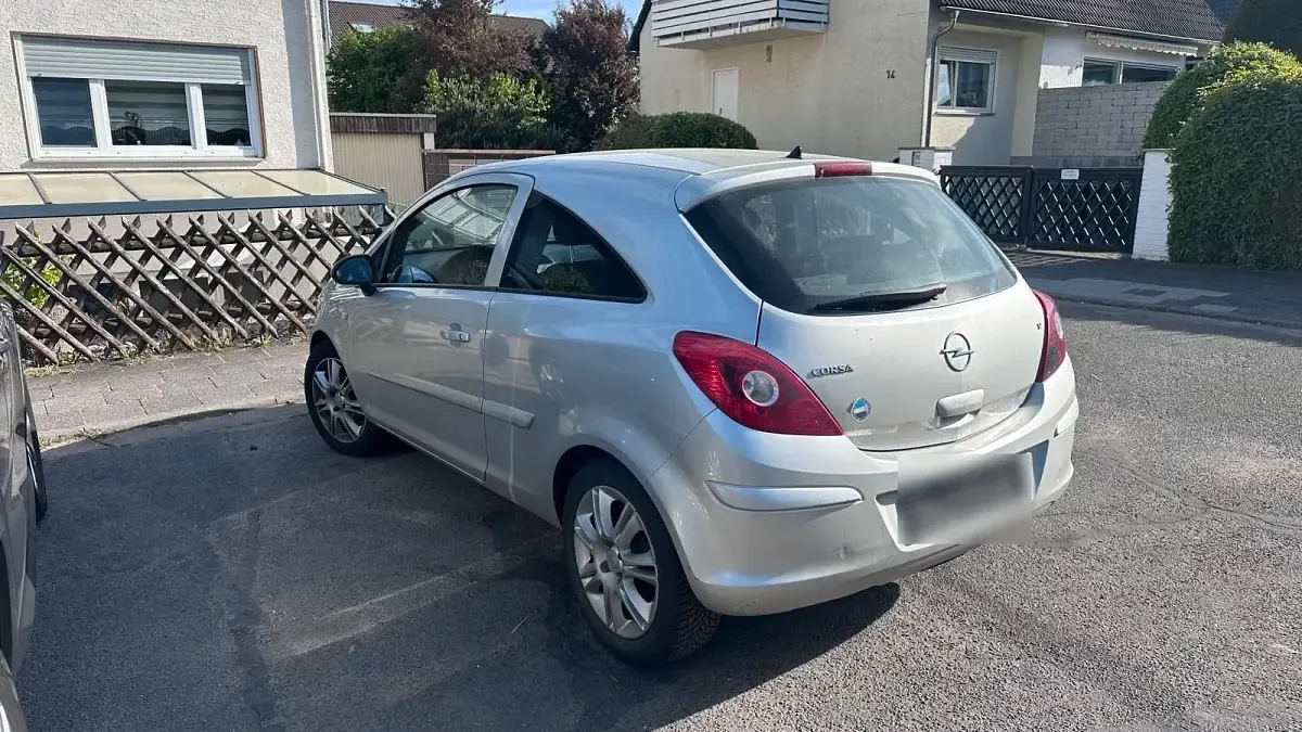 Gebraucht Opel Corsa 80 PS (58 kW) 2008 Grau Kleinwagen