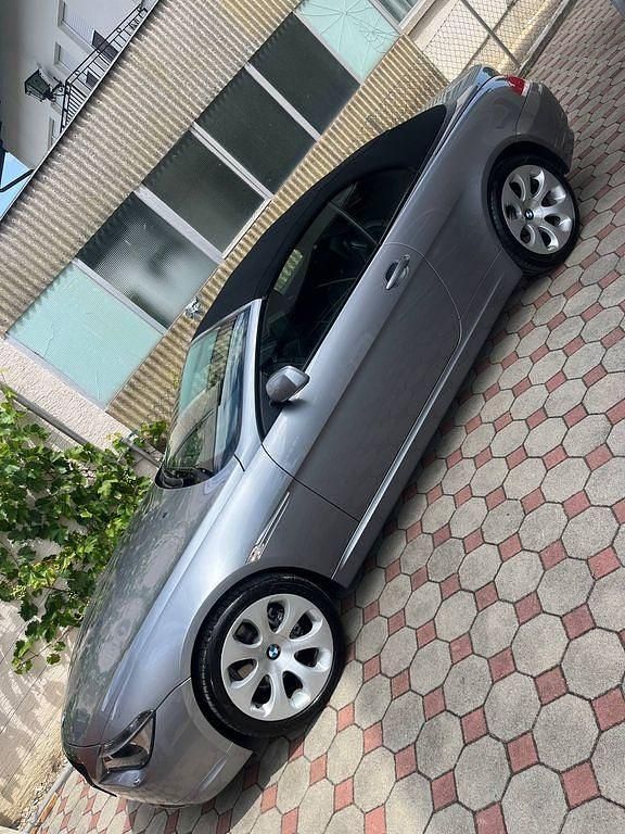 Grau Gebraucht 2005 BMW 630 Cabriolet Sport Line Cabrio | 17.900 € (Fairer Preis) - Bild 1/4