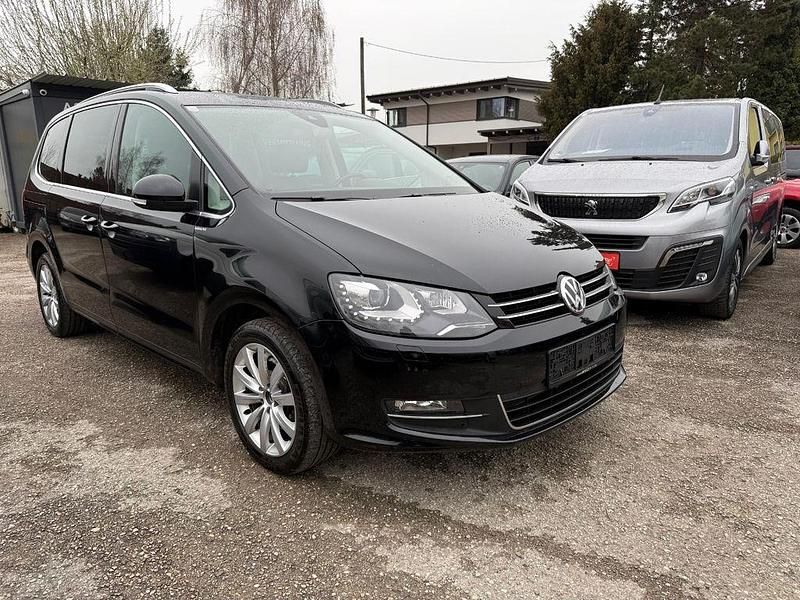Gebraucht VW Sharan Highline 150 PS (110 kW) 2019 Schwarz Van / Kleinbus