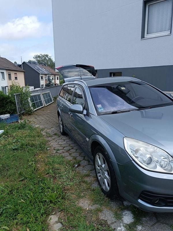 Gebraucht Opel Vectra 150 PS (110 kW) 2006 Silber Kombi