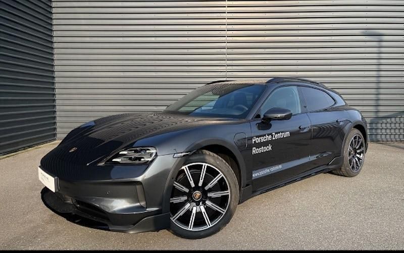 Grau Gebraucht 2025 Porsche Taycan Cross Turismo Kombi | 103.750 € - Bild 1/4