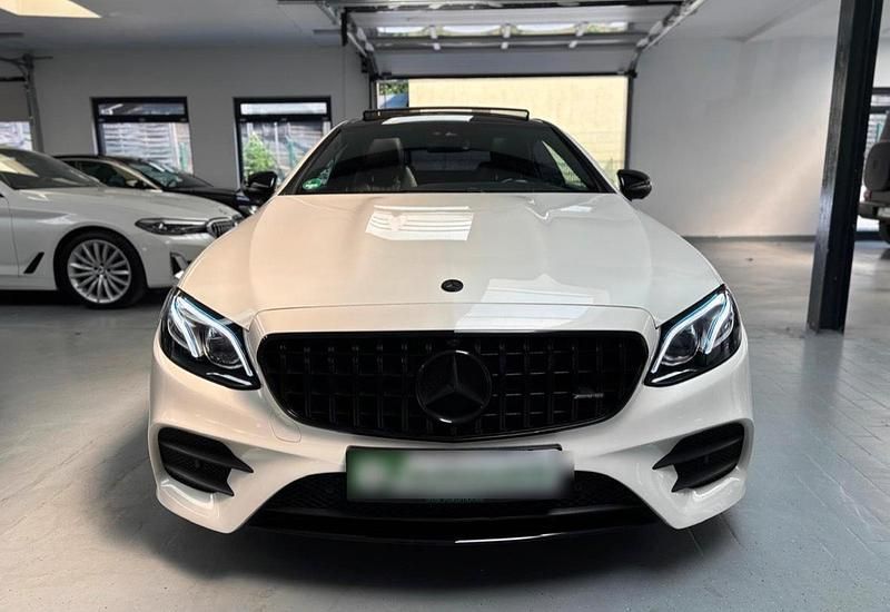 Weiß Gebraucht 2017 Mercedes E400 Coupé | 35.999 € - Bild 1/4