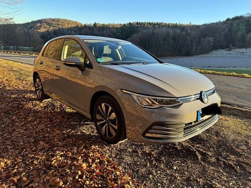 Gebraucht VW Golf VIII Move 150 PS (110 kW) 2023 Grau Limousine