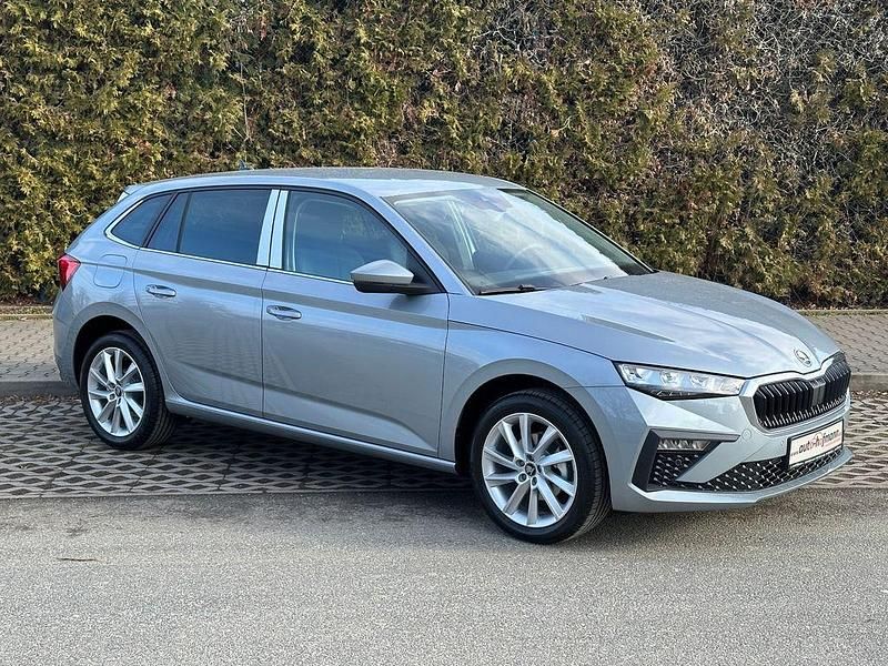 Neu Skoda 105 116 PS (85 kW) 2026 Silber Limousine