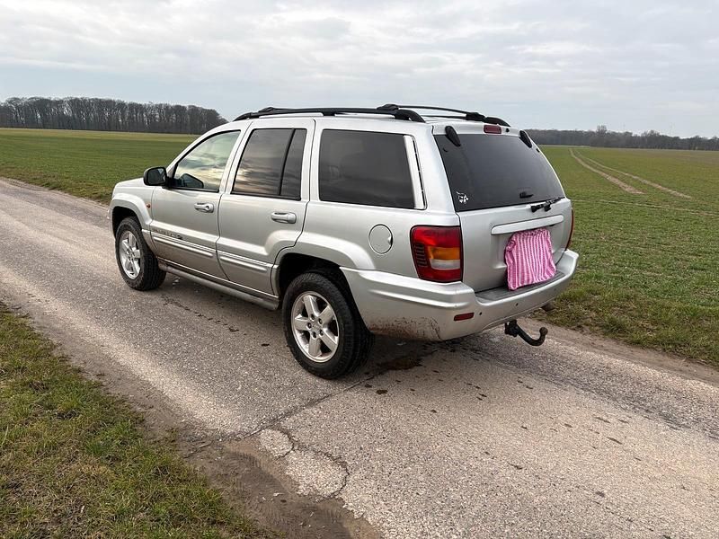 Gebraucht Jeep Grand Cherokee Overland 163 PS (119 kW) 2004 Silber SUV